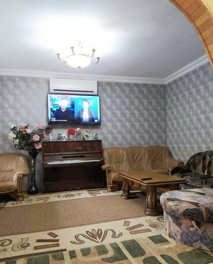 Villa In Tbilisi Eksteriør billede