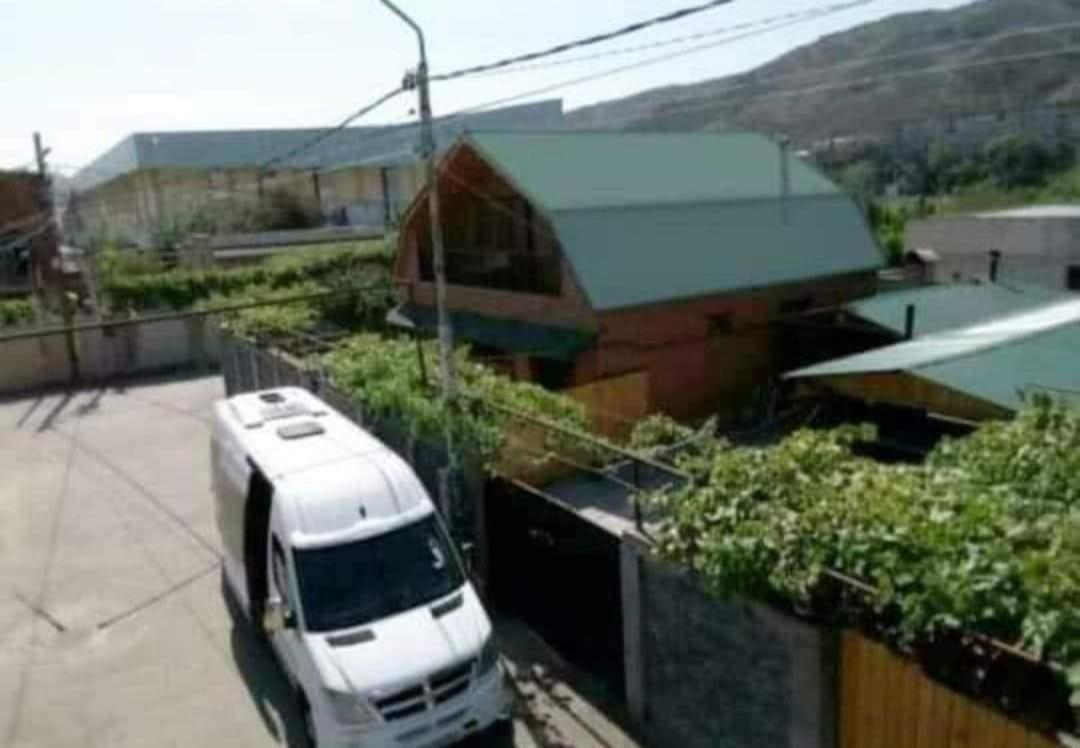 Villa In Tbilisi Eksteriør billede