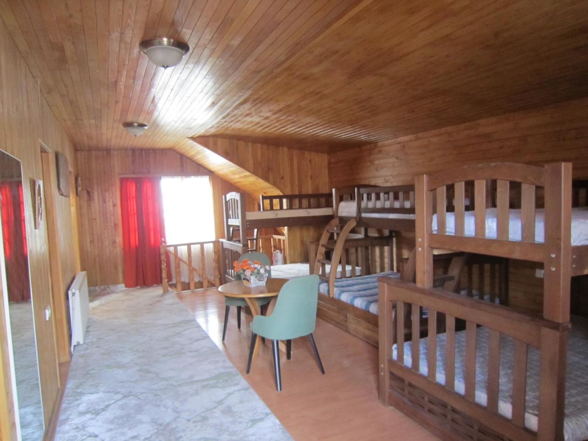 Villa In Tbilisi Eksteriør billede