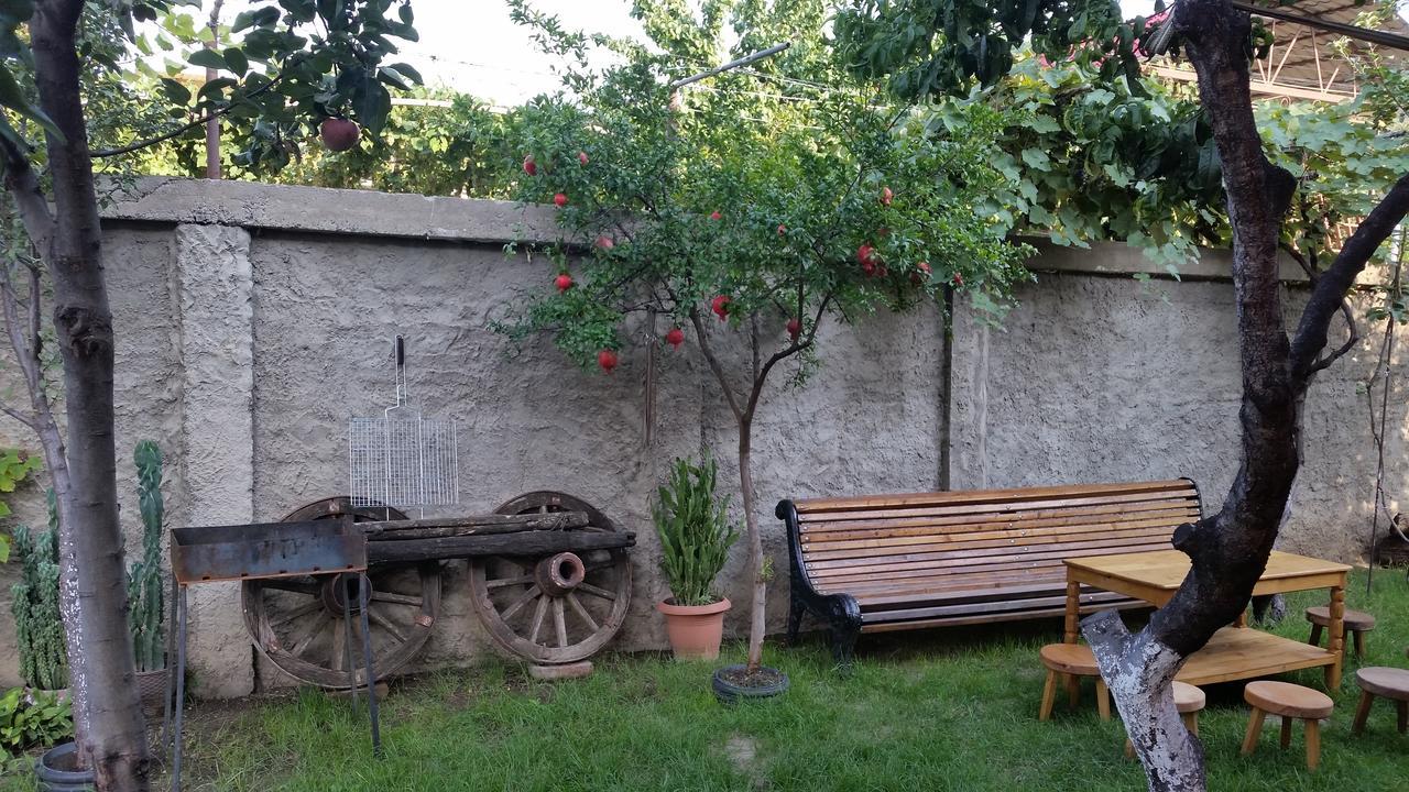 Villa In Tbilisi Eksteriør billede