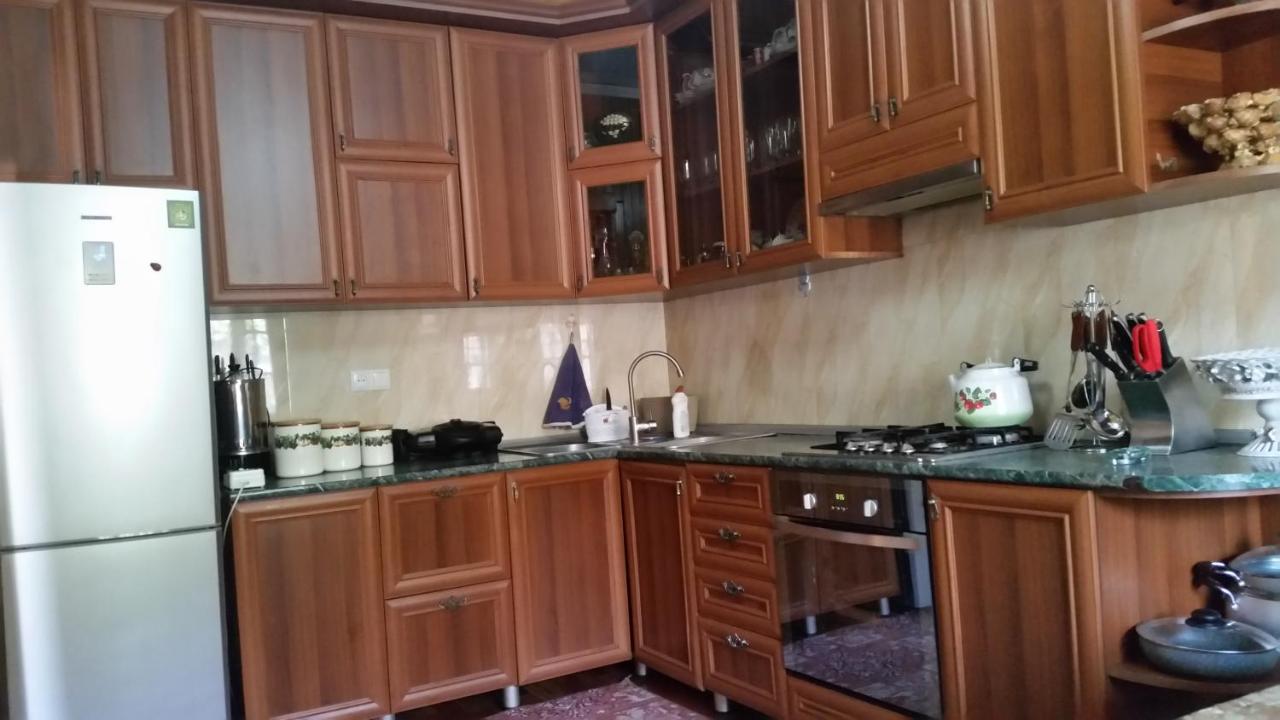 Villa In Tbilisi Eksteriør billede