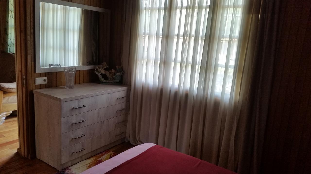 Villa In Tbilisi Eksteriør billede